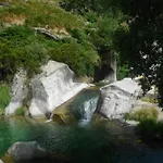 - Al Alba Lodge