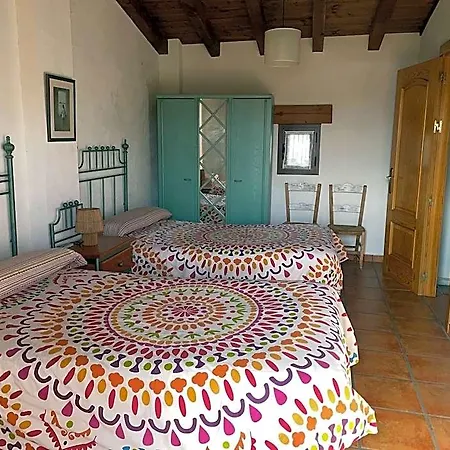 - Al Alba Lodge