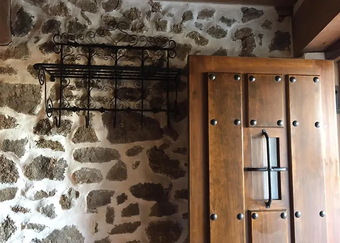 - Al Alba * Lanzahita